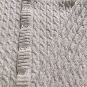 Cable knit Vintage cardigan.